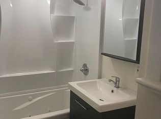 24371 Paradise Ln, Euclid, OH 44123