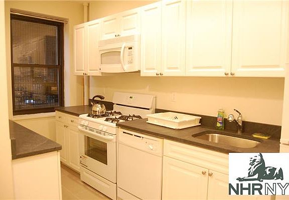 5th image of 205 W 15th St APT 3M
