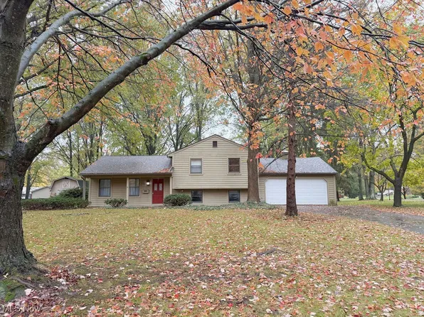 435 Bradford Dr, Canfield, OH 44406