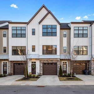 251 Stonecrest Cir, Nashville, TN, 37209