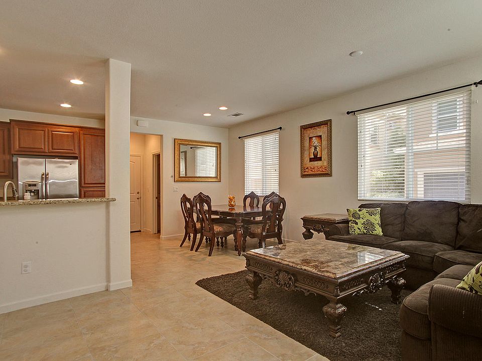 1st image of 22966 Amador St