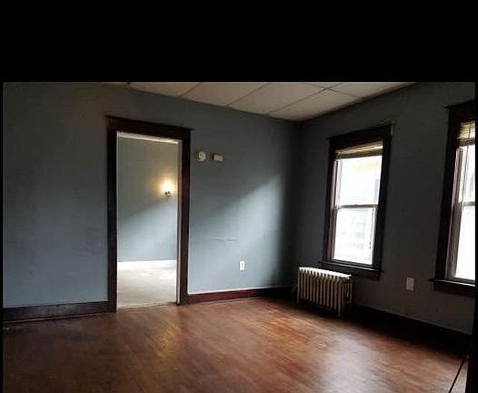 2nd image of 272 Main St #10634034
