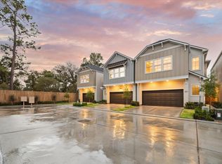806 Glowing Dawn Dr, Houston, TX 77018