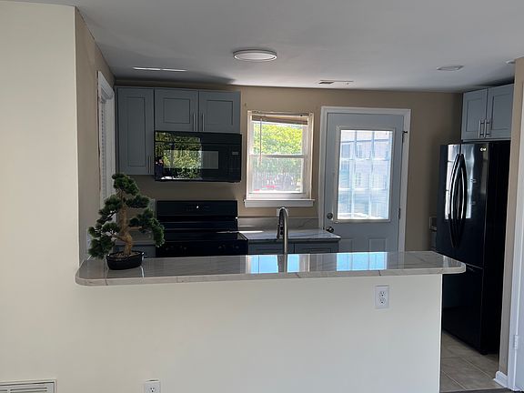 4th image of 4339 Pembrook Village Dr