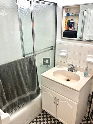 Rented by Highline Residential | media 20