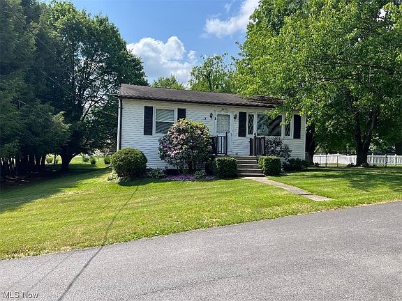 2nd image of 46711 Taylor Ave