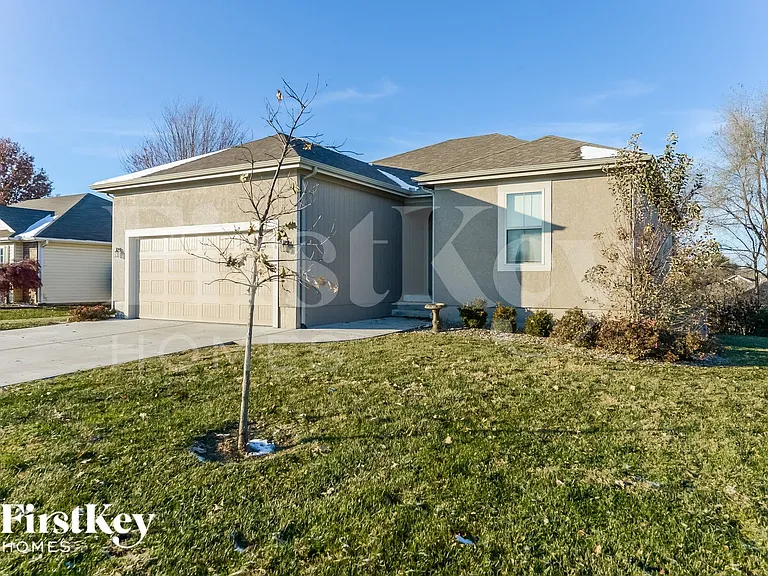 416 Rachael Cir — Photo 15
