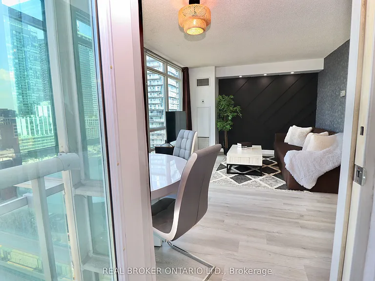 397 Front St N #1806 — Photo 31