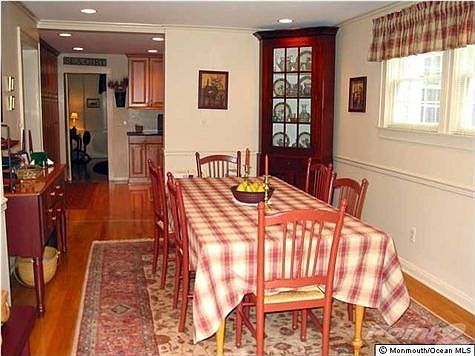 5th image of 314 Beacon Blvd