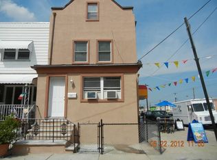 2700 S Darien St #2, Philadelphia, PA
