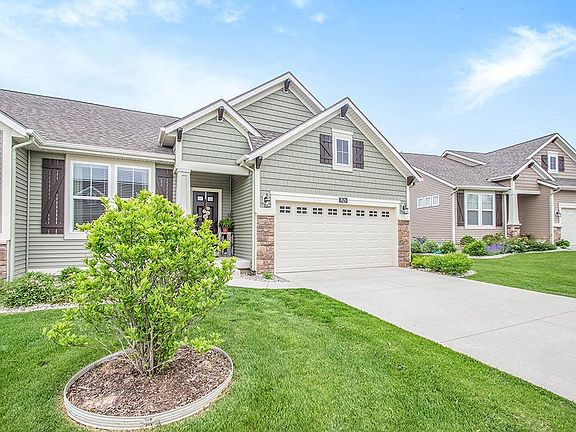 3rd image of 4677 Rare Bloom Dr #35