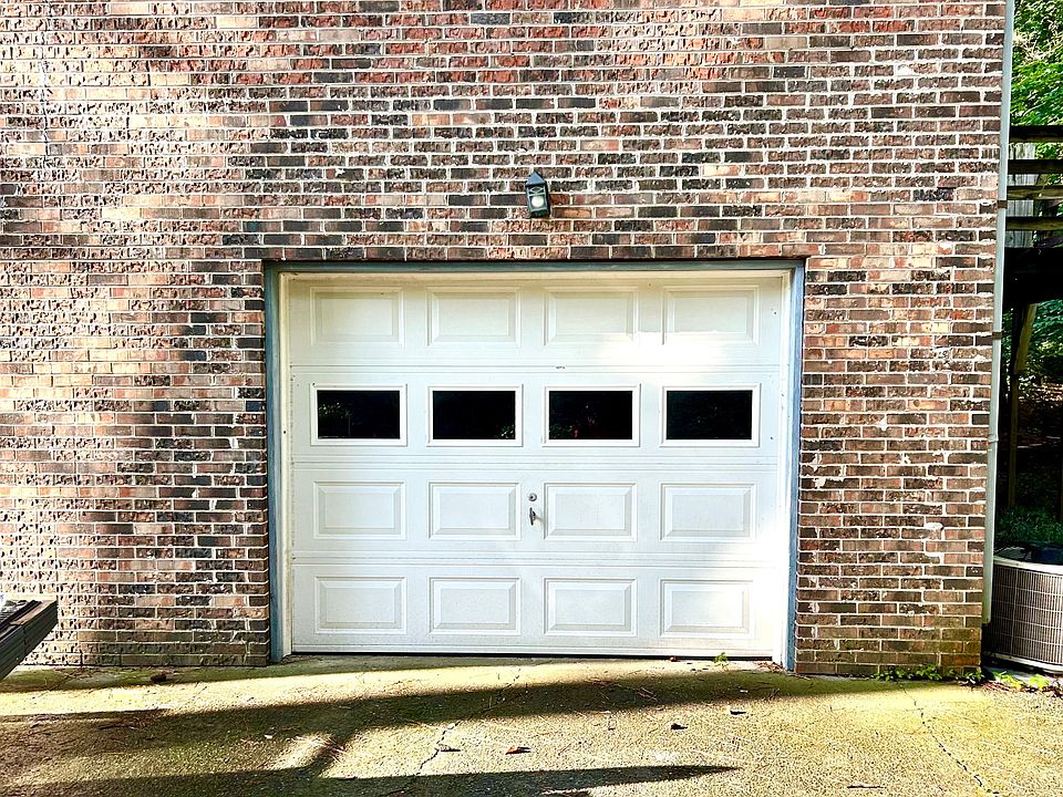 Single wide garage