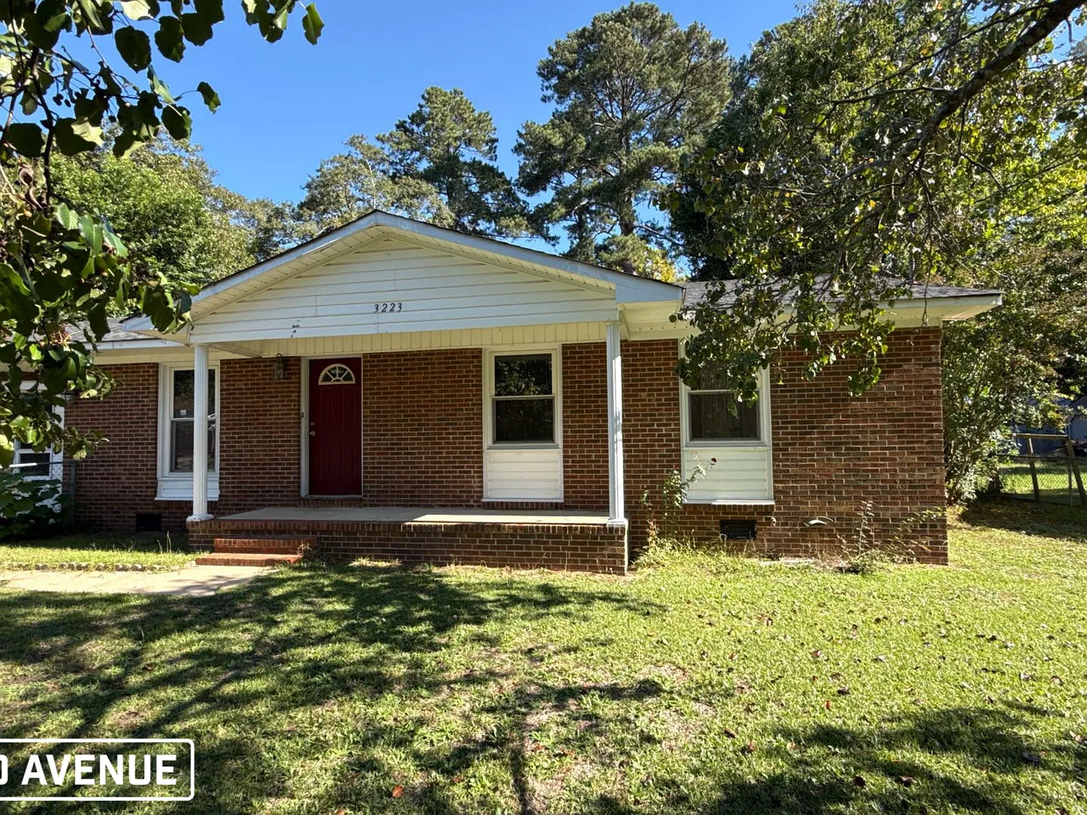3 bed, 1.5 bath, 1325 sqft, $1,309 — Photo 1