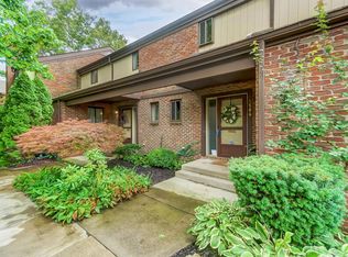 3586 Reed Rd, Columbus, OH 43221