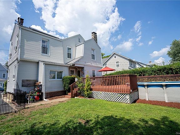 5th image of 48 Briggs Ave