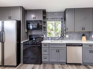6840 Bertrand Ave, Reseda, CA 91335