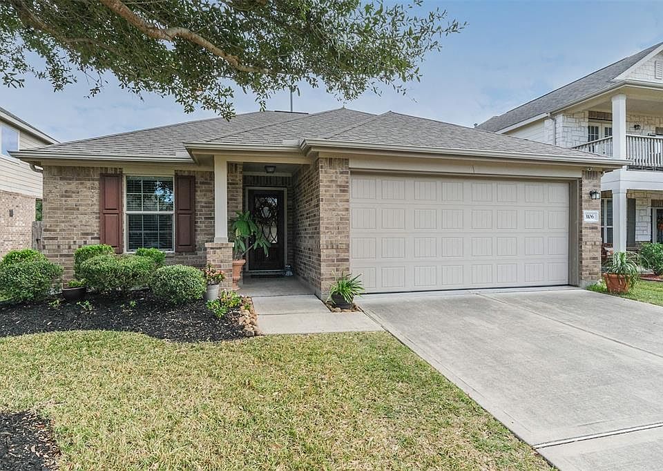 1st image of 3106 Balch Springs Ln