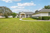Sedgwick Dr-S1209-001.jpg
