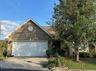 708 Sydney Bean Way, Knoxville, TN 37918