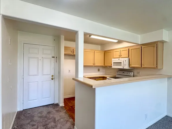 11410 Brookshire Ave APT 404, Downey, CA 90241