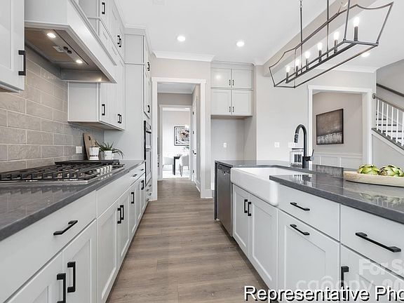 4th image of 4701 Monterrico Dr #77P