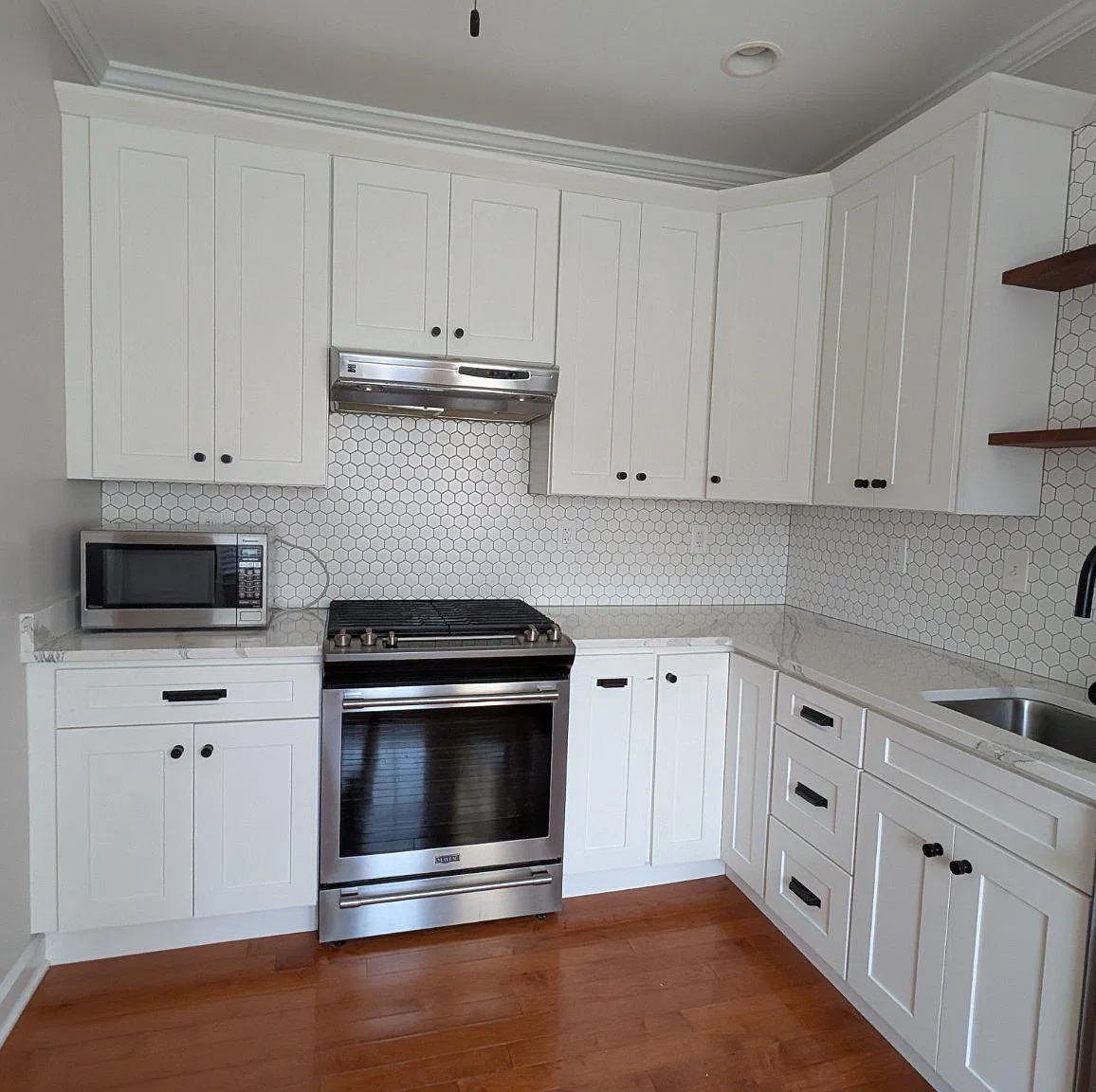 3 bed, 4.0 bath, 2060 sqft, $3,000 — Photo 3