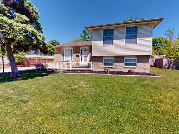 527 Albert Blvd, Saint Clair, ON N0N 1G0