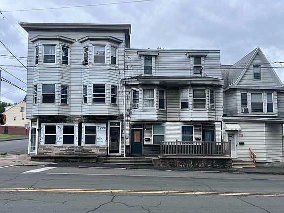 2nd image of 106 N Lehigh Ave