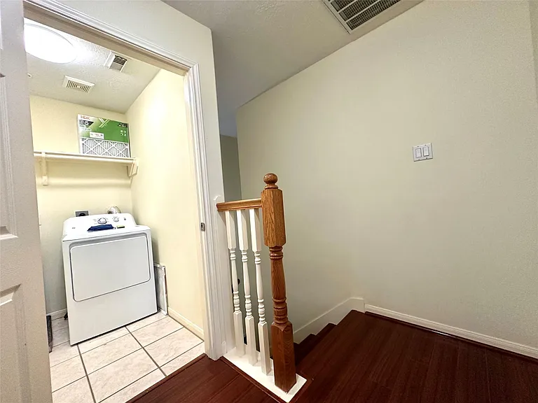 2710 Grants Lake Blvd #L7 — Photo 22