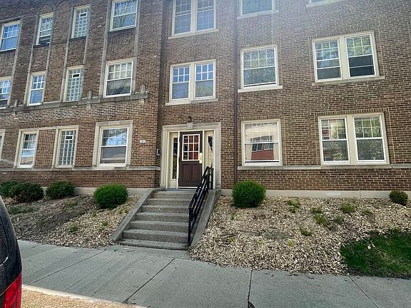 2nd image of 1827 E Park Pl #34