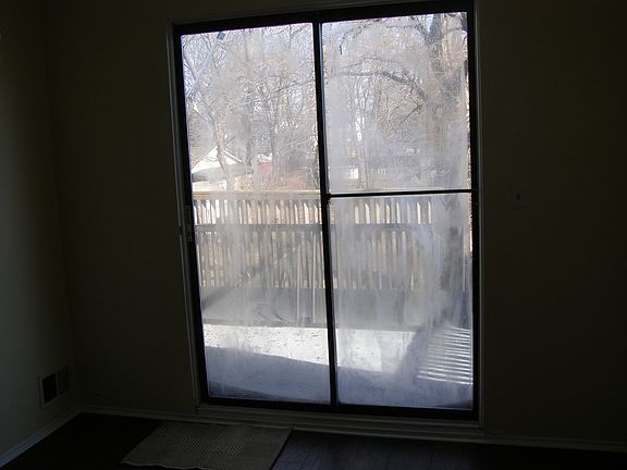5th image of 4002 Victory Blvd