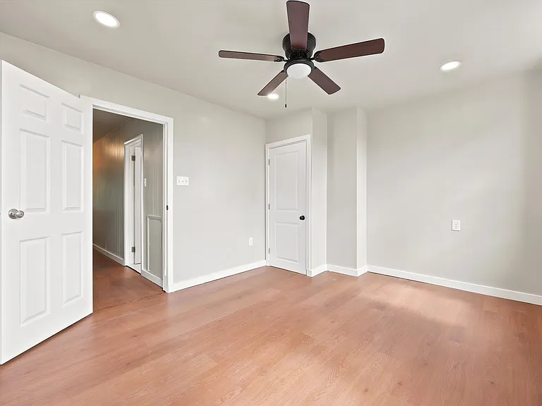 4795 Silverwood St — Photo 19