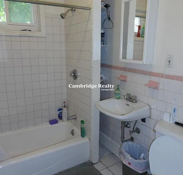 378 Washington St #2T — Photo 4