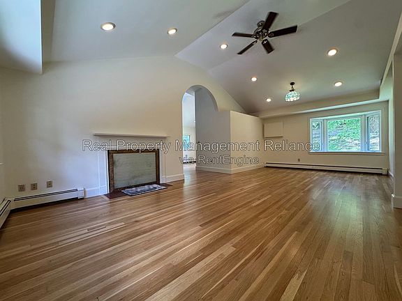 5th image of 175 Highland St
