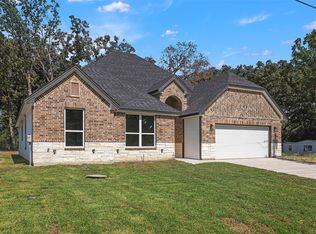 11298 Cedar Dr, Mabank, TX 75156
