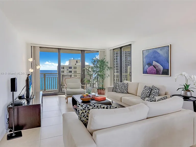 3000 N Ocean Dr #24H — Photo 3