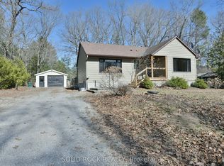 134 Holiday Dr, Ottawa, ON K0A3M0