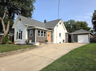 448 E Carlisle St, Mooresville, IN 46158