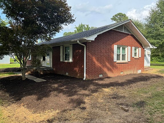 3rd image of 60670 Smithville Rd
