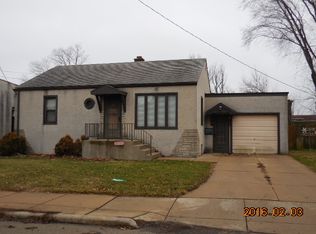 2408 2nd St, Peru, IL 61354