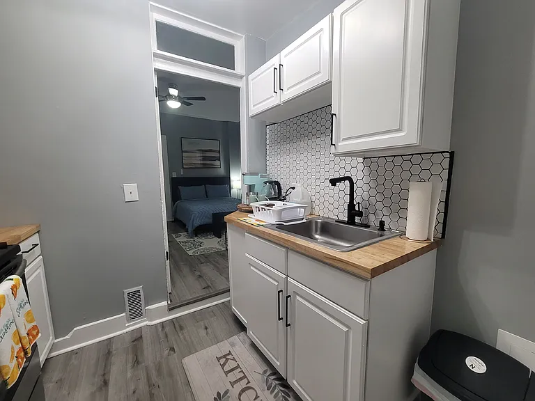 2818 N Capitol Ave #2 — Photo 19