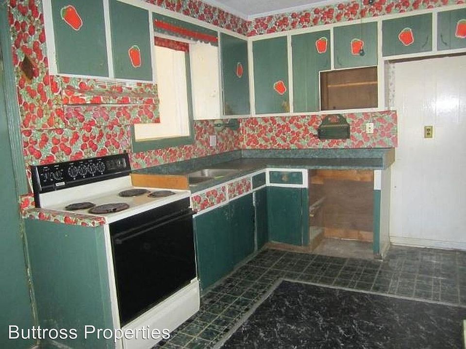 2nd image of 2508 Snows Mill Ave