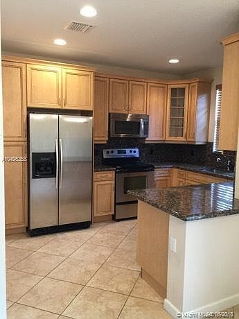 1st image of 120 E Astor Cir