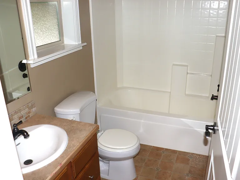 580 E Fallingbranch Dr — Photo 26