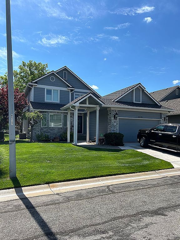 8119 E Windwood Cir
