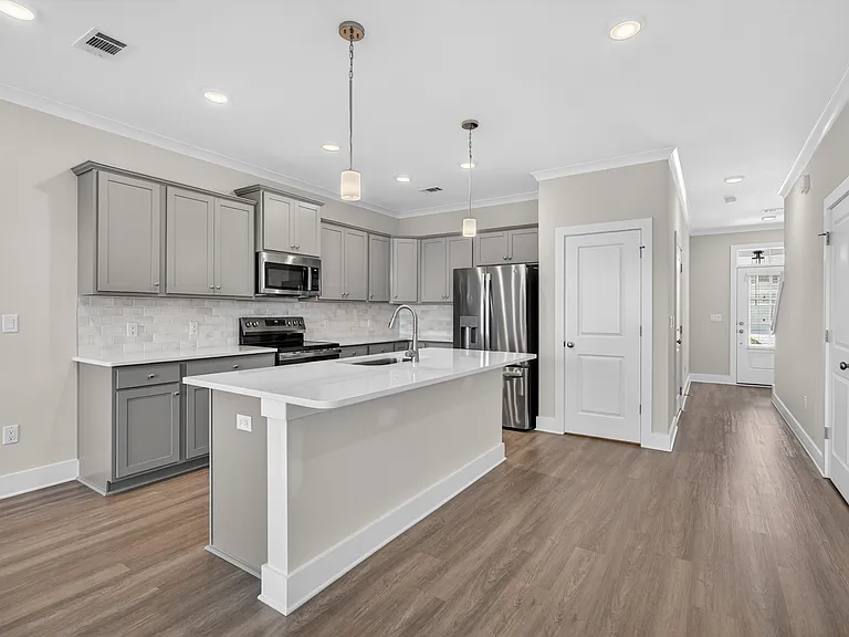 302 Cyan Ln — Photo 17