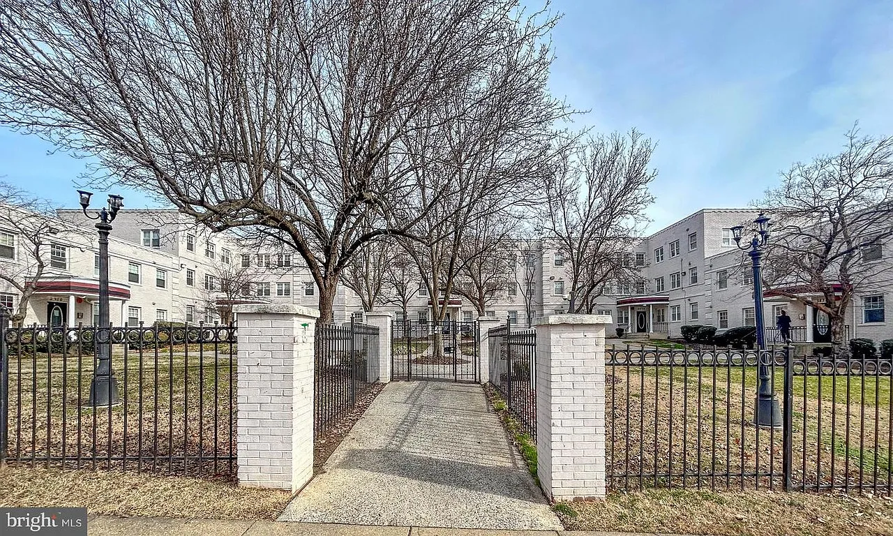 1 bed, 596 sqft, $1,400 — Photo 1