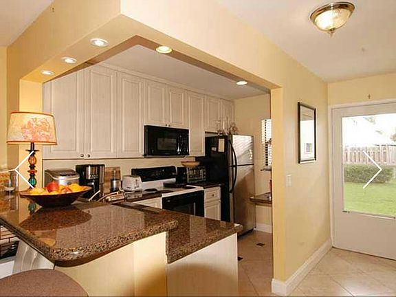 4th image of 9415 S Ocean Dr #2