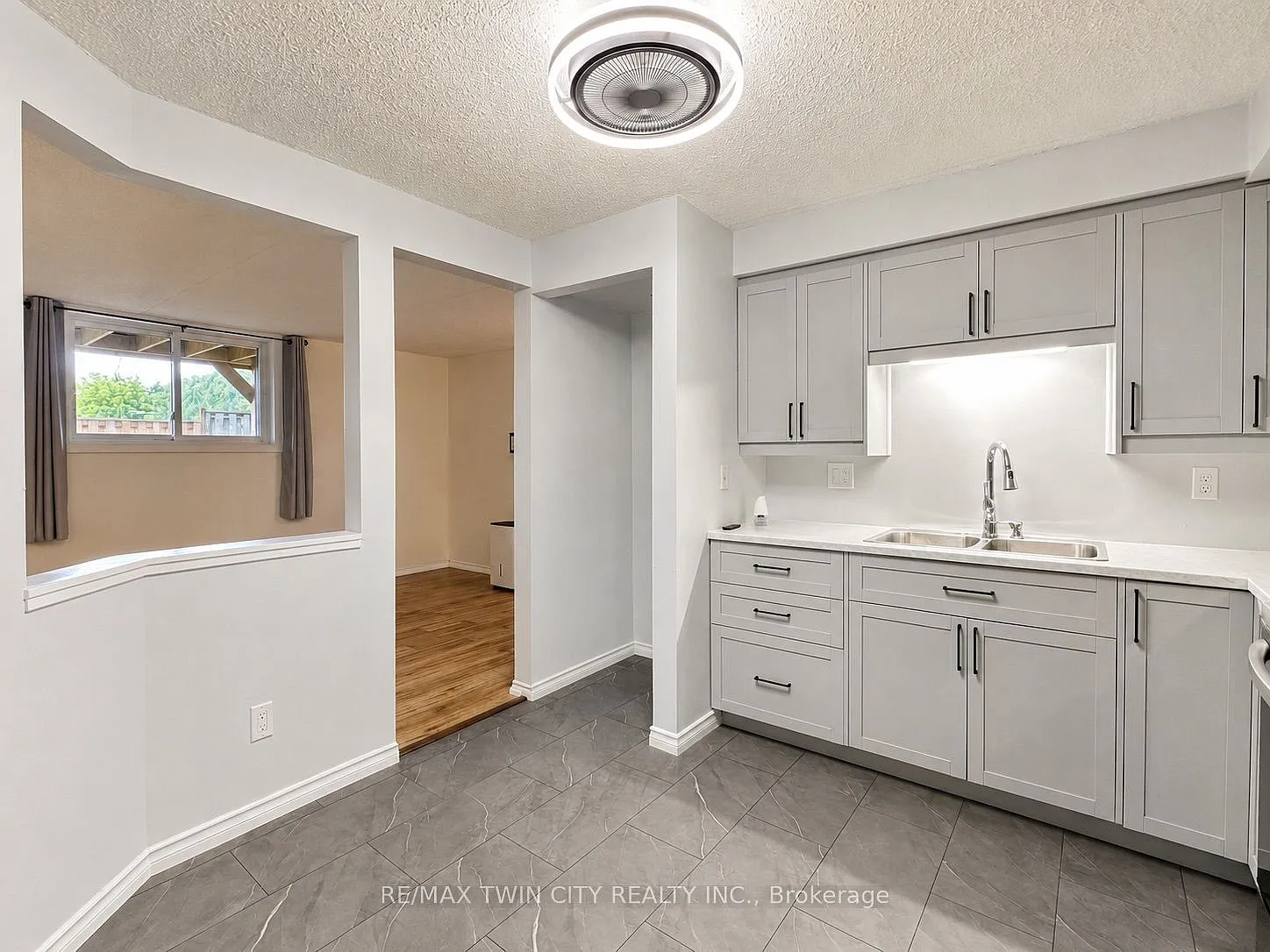 2 bed, $1,950 — Photo 4