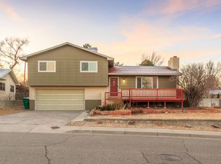 3608 N Melrose Dr, Farmington, NM 87401